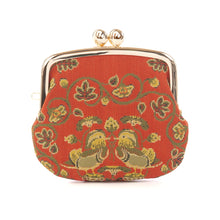 Load image into Gallery viewer, Coin Container (Oshidori Karakusa-mon Nishiki)