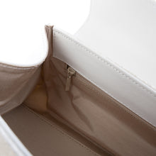 画像をギャラリービューアに読み込む, ハンドバッグ はんなり 葡萄唐草文錦 白小銀【WEB限定】