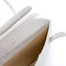 画像をギャラリービューアに読み込む, フォーマル草履バッグセット 葡萄唐草文錦(白小銀)