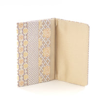 画像をギャラリービューアに読み込む, 裂裏名刺入 鱗巴桜段文