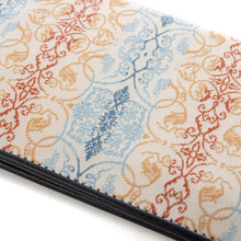 Load image into Gallery viewer, Card Container (Budo Karakusa-mon Nishiki)