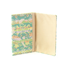 画像をギャラリービューアに読み込む, 裂裏名刺入 匙飾りの猫