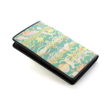 画像をギャラリービューアに読み込む, 縦型カードケース 匙飾りの猫