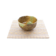 Load image into Gallery viewer, Dashi-fukusa Cloth (Tea-things)(UROKO-TOMOE-SAKURA DAN-MON)