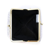 Load image into Gallery viewer, Cosmetics Container "KARAKUSA SNOOPY(multi)"