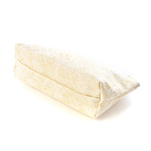 画像をギャラリービューアに読み込む, 半月ポーチ 菊もみ