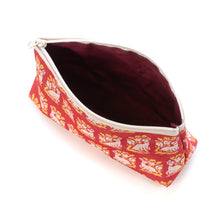 Load image into Gallery viewer, Half Moon Pouch (suminokuramon)