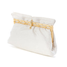 Load image into Gallery viewer, Party bag MF2548 chrysanthemum fir