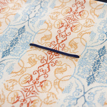 画像をギャラリービューアに読み込む, 数珠入 大 葡萄唐草文錦