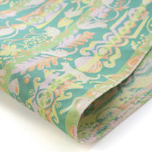 画像をギャラリービューアに読み込む, 花瓶敷 匙飾りの猫