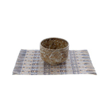 Load image into Gallery viewer, Vase Mat (S) (TEPE-NO HITSUJI)