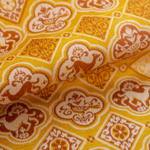 Load image into Gallery viewer, Vase Mat (S) (seihouyoukenmon)