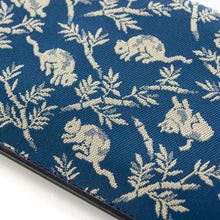 Load image into Gallery viewer, Long Wallet(Chiku-rin Neko Tsunagi-mon Nishiki)