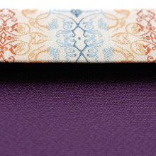 Load image into Gallery viewer, Kinpu Envelope Holder (Budo Karakusa-mon Nishiki)