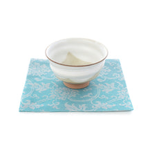 Load image into Gallery viewer, Ko-bukusa Cloth (Tea-things)(seasonal item)(Futaezuru-Botan-mon)