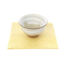 Load image into Gallery viewer, Ko-bukusa Cloth (Tea-things)(seasonal item)(Fujidane-mon)