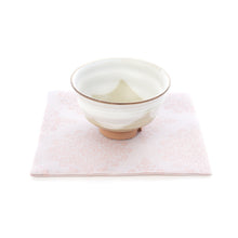 Load image into Gallery viewer, Ko-bukusa Cloth (Tea-things)(seasonal item)(Ryoka-mon Nishiki)