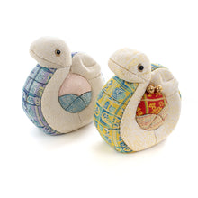 画像をギャラリービューアに読み込む, 干支「巳」 木目込み人形