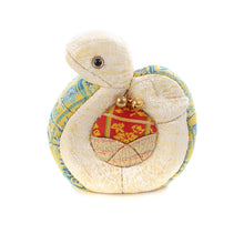 画像をギャラリービューアに読み込む, 干支「巳」 木目込み人形