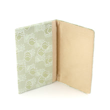 画像をギャラリービューアに読み込む, 裂裏名刺入 むこうむきミッフィー(グリーン)