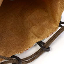 画像をギャラリービューアに読み込む, 信玄袋 葡萄唐草文錦