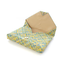 Load image into Gallery viewer, Sukiya Bukuro(A Pouch)(Tea-things)(KUSURI-DANA-NO HEBI)(The Snake on the Medicine Cabinet)(yellow)