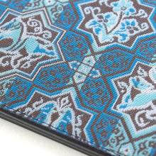 Load image into Gallery viewer, Card Container (Serujūku-no-Uma)