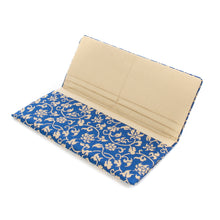 画像をギャラリービューアに読み込む, 裂裏札入 一重蔓小牡丹