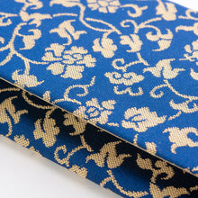 画像をギャラリービューアに読み込む, 裂裏札入 一重蔓小牡丹