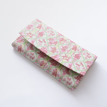 Load image into Gallery viewer, Kaishi Paper Container (Tea-things) (Seiten Korai-mon)