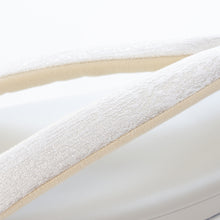 画像をギャラリービューアに読み込む, 草履 菊もみ(白銀)