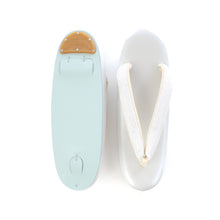 画像をギャラリービューアに読み込む, フォーマル草履バッグセット 葡萄唐草文錦(白小銀)