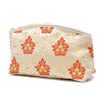 Load image into Gallery viewer, Half Moon Pouch (Shusu-ji Goyo Soka-mon-yo Kin-moru)