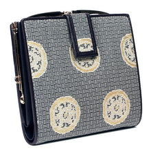 画像をギャラリービューアに読み込む, 口金付二折札入 糸屋輪宝手