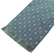 Load image into Gallery viewer, Table Runner (Budo Karakusa-mon Nishiki)