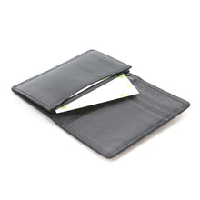 画像をギャラリービューアに読み込む, 縦型カードケース 鶴ヶ岡間道