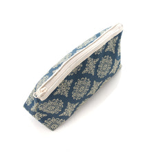 Load image into Gallery viewer, Half Moon Pouch (Ryoka-mon Nishiki)