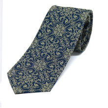 画像をギャラリービューアに読み込む, ネクタイ 葡萄唐草文錦