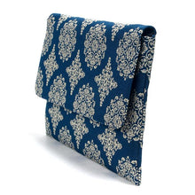 Load image into Gallery viewer, Rosary Container (L) (Ryoka-mon Nishiki)