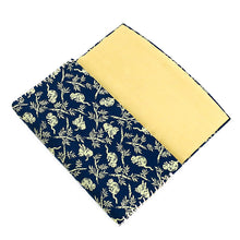 Load image into Gallery viewer, Kaishi Paper Container (Tea-things) (Chiku-Rin Neko Tsunagi-Mon Nishiki)