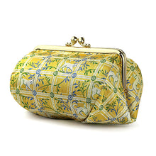 Load image into Gallery viewer, Cosmetics Container (choker-no-neko)