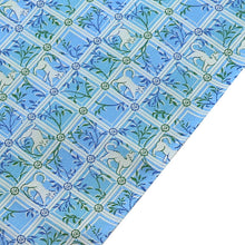 Load image into Gallery viewer, Table Runner (choker-no-neko)