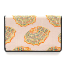 画像をギャラリービューアに読み込む, 縦型カードケース 彩貝文