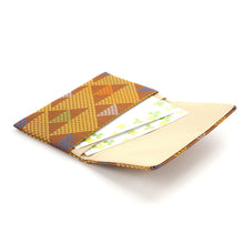 Load image into Gallery viewer, Name Card Container (urokogondayumon)