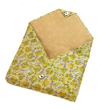 画像をギャラリービューアに読み込む, 数寄屋袋 チョーカーの猫