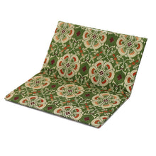 Load image into Gallery viewer, Rosary Container (Kacho Baika-Mon Nishiki)