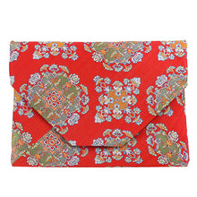 Load image into Gallery viewer, Sukiya Bukuro (A Pouch) (Tea-things) (Tempyo Hachiryo Kamon Nishiki)