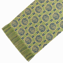 Load image into Gallery viewer, Vase Mat (S) (Kozan-ji Ryu-mon)