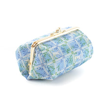 Load image into Gallery viewer, Cosmetics Container (choker-no-neko)