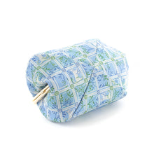 Load image into Gallery viewer, Cosmetics Container (choker-no-neko)